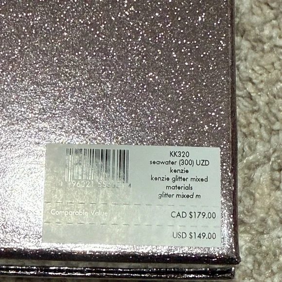 NWT Kate Spade Kenzie Boxed Glitter Large Slim Cardholder in Seawater Green - Picture 10 of 12